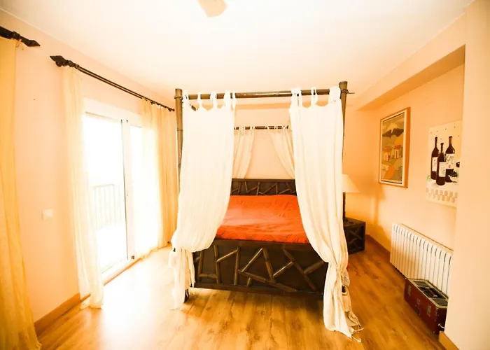 Pirata Nyaraló Lloret de Mar