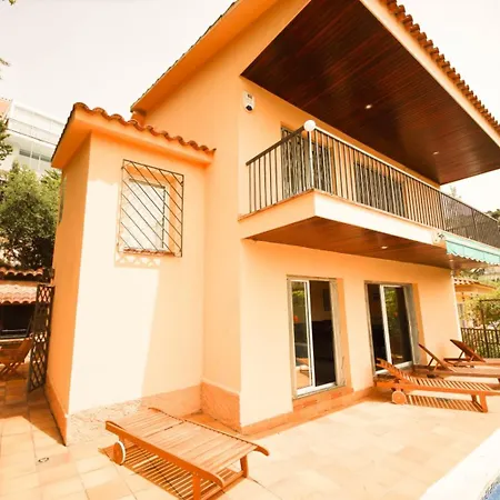 Pirata Tatil Evi Lloret de Mar