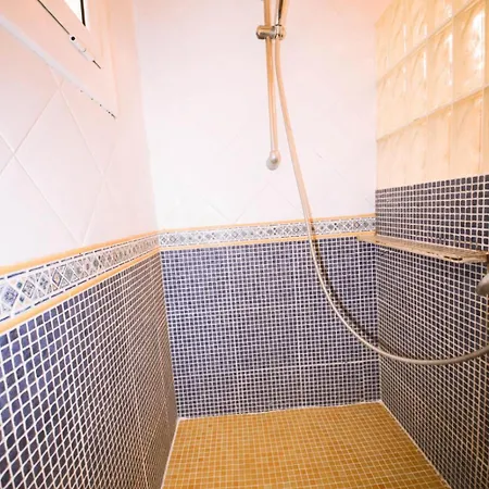 Pirata Льорет-де-Мар